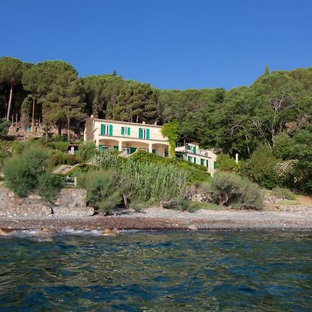 Villa Le Sprizze A Bordo Del Mare - Goelba 马西亚娜马里纳 外观 照片