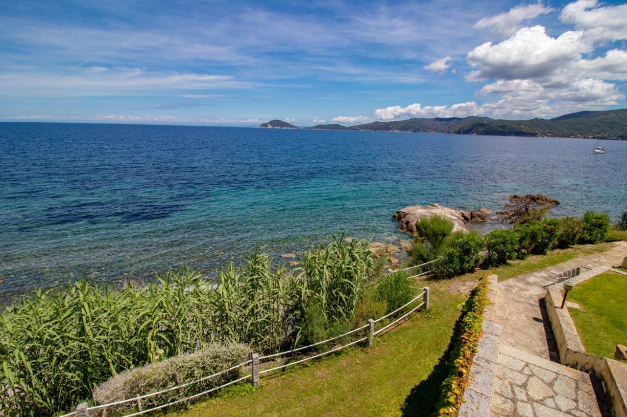 Villa Le Sprizze A Bordo Del Mare - Goelba 马西亚娜马里纳 外观 照片