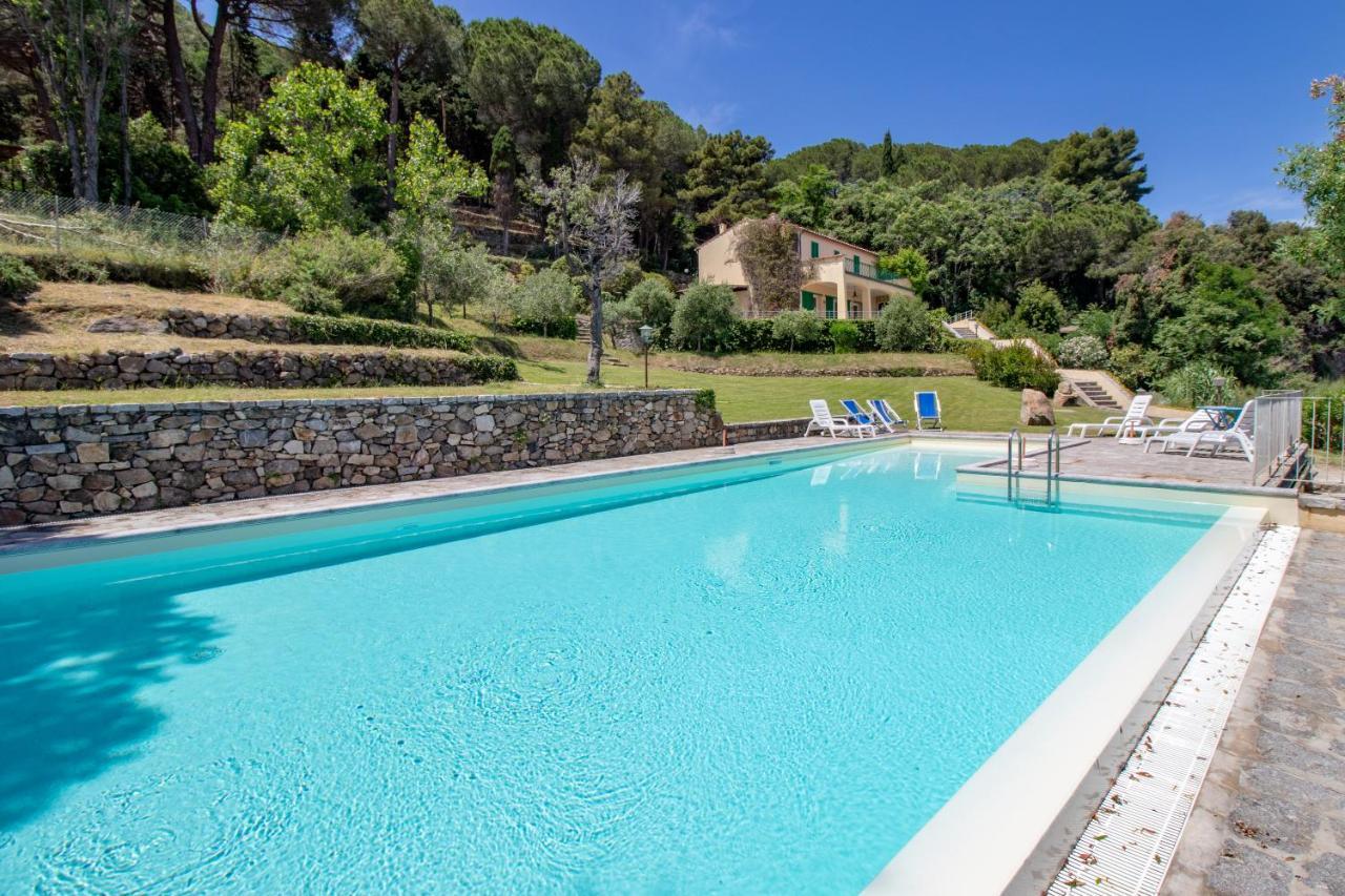 Villa Le Sprizze A Bordo Del Mare - Goelba 马西亚娜马里纳 外观 照片