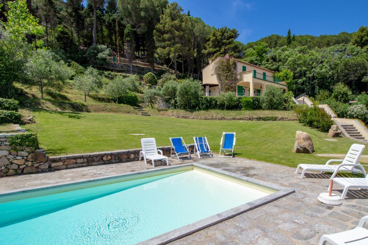 Villa Le Sprizze A Bordo Del Mare - Goelba 马西亚娜马里纳 外观 照片