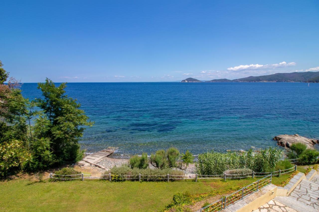Villa Le Sprizze A Bordo Del Mare - Goelba 马西亚娜马里纳 外观 照片