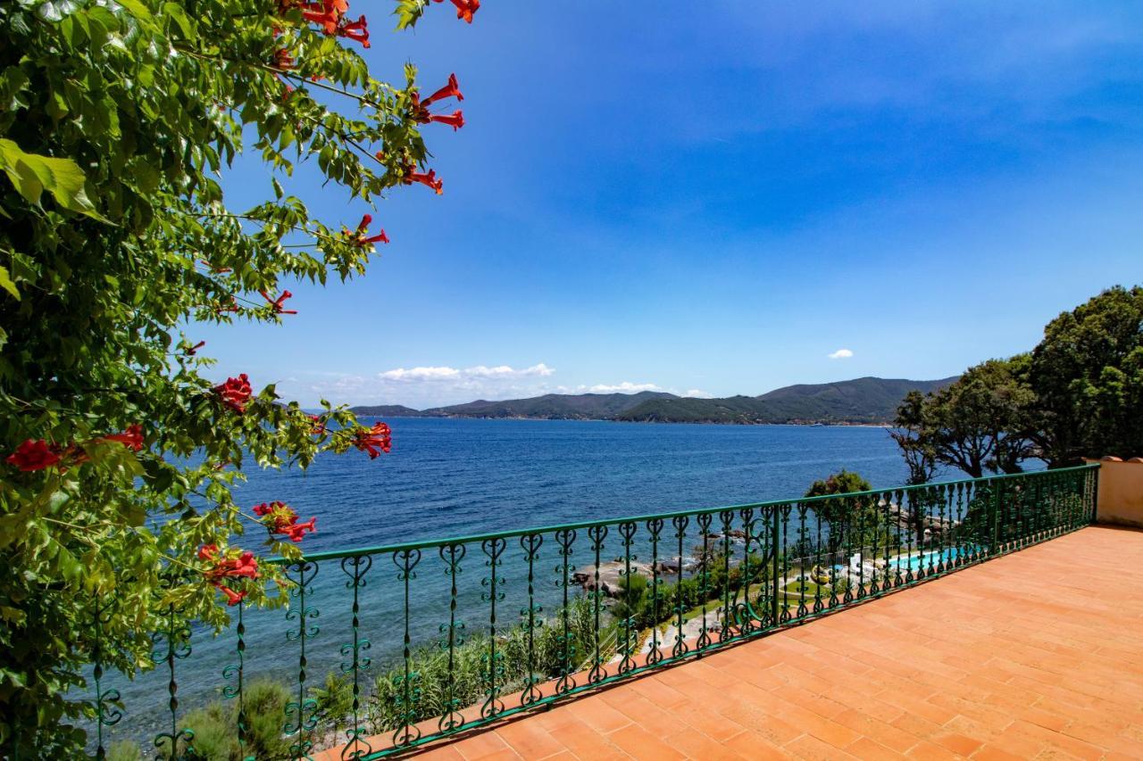 Villa Le Sprizze A Bordo Del Mare - Goelba 马西亚娜马里纳 外观 照片