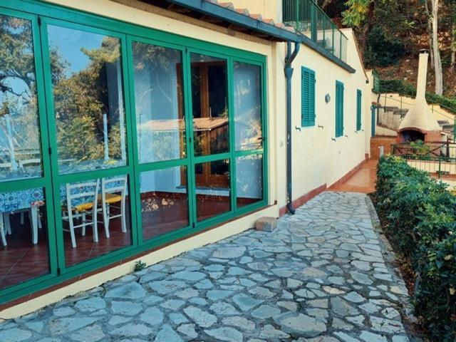 Villa Le Sprizze A Bordo Del Mare - Goelba 马西亚娜马里纳 外观 照片