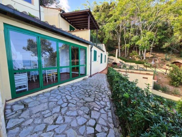 Villa Le Sprizze A Bordo Del Mare - Goelba 马西亚娜马里纳 外观 照片