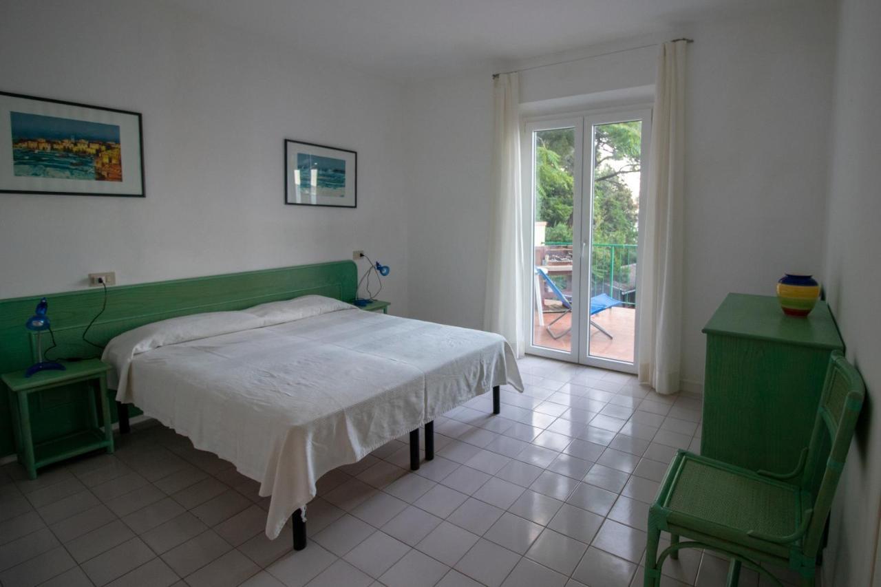 Villa Le Sprizze A Bordo Del Mare - Goelba 马西亚娜马里纳 外观 照片