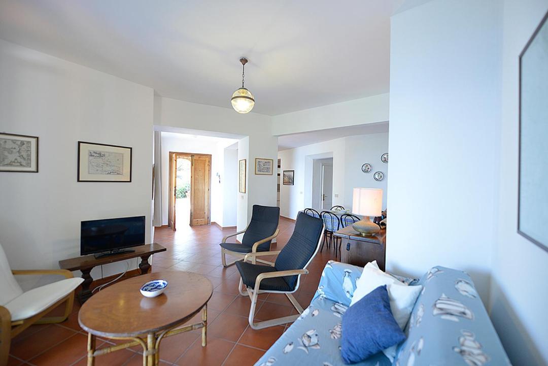Villa Le Sprizze A Bordo Del Mare - Goelba 马西亚娜马里纳 外观 照片