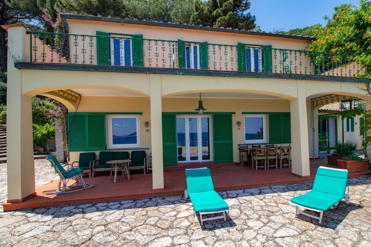 Villa Le Sprizze A Bordo Del Mare - Goelba 马西亚娜马里纳 外观 照片