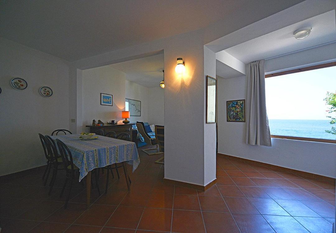 Villa Le Sprizze A Bordo Del Mare - Goelba 马西亚娜马里纳 外观 照片