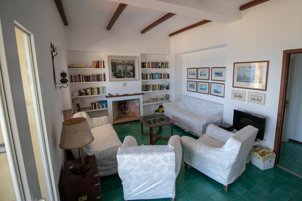 Villa Le Sprizze A Bordo Del Mare - Goelba 马西亚娜马里纳 外观 照片