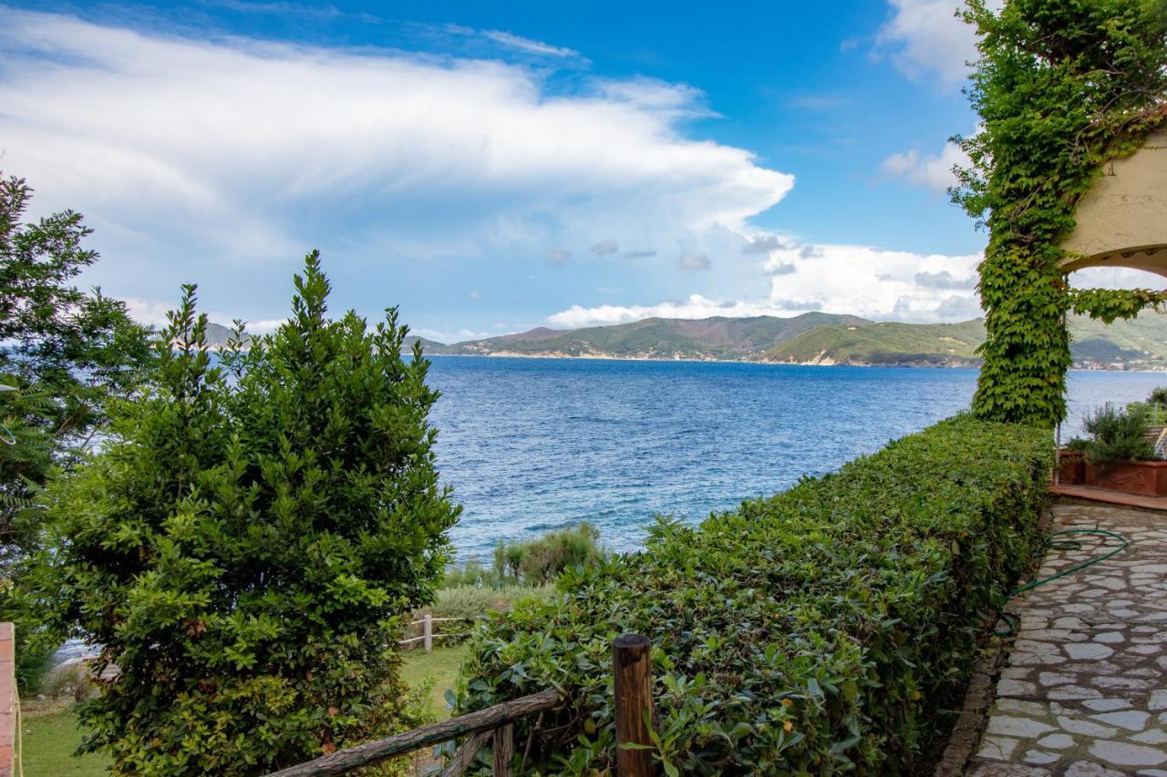 Villa Le Sprizze A Bordo Del Mare - Goelba 马西亚娜马里纳 外观 照片